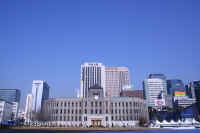 Seoul_city_Hall.JPG (47976 bytes)